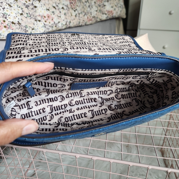 Juicy Couture Blue Quilted Shoulder Bag - Picture 5 of 5